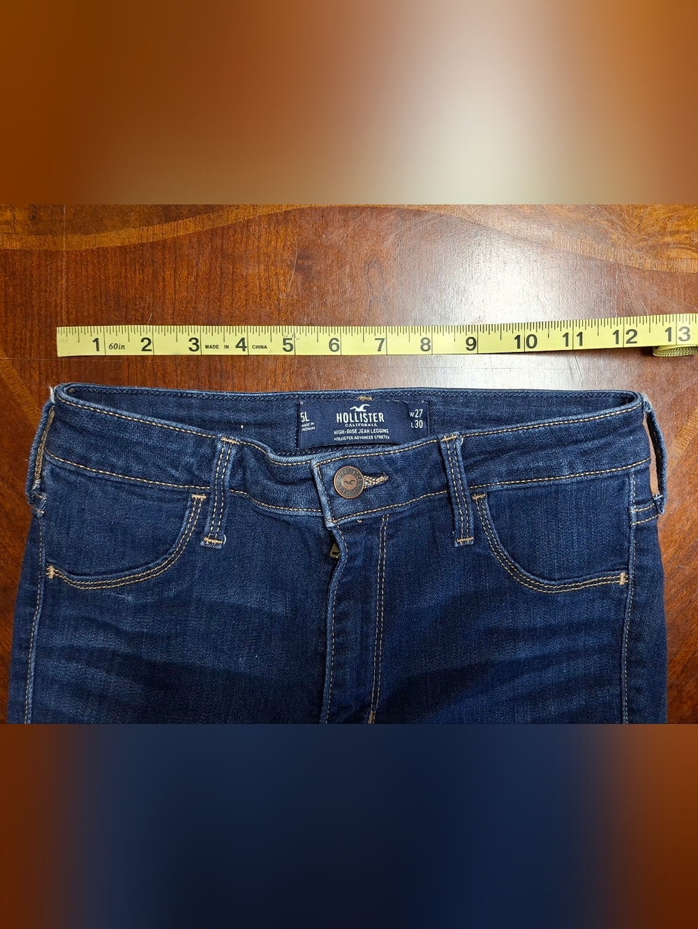 Hollister Men’s Dark Wash Slim Jeans